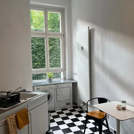 Schoenes In Charlottenburg * ברלין