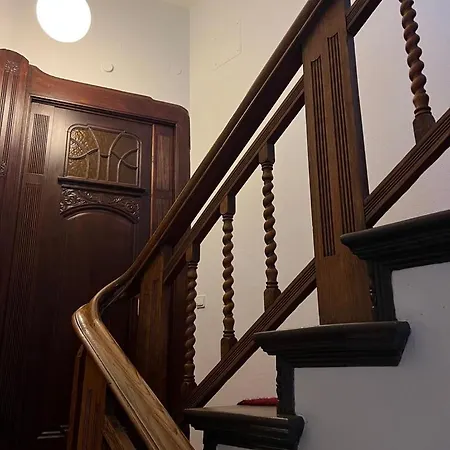 Δωμάτια σε οικογενειακή κατοικία Schoenes In Charlottenburg Βερολίνο