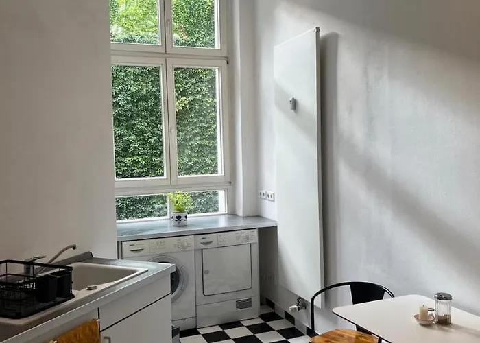 Schoenes In Charlottenburg * Βερολίνο